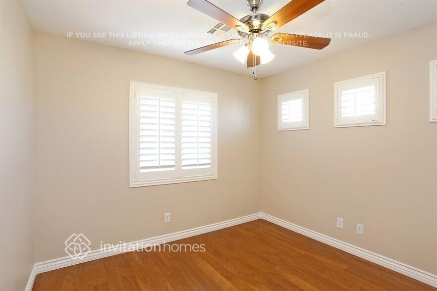 Building Photo - 10541 Danielson Ave