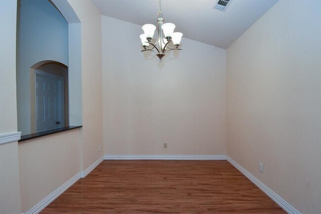 Building Photo - 14814 Cantor Cir
