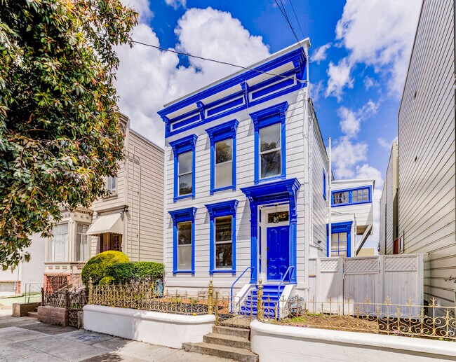 Building Photo - 1185 S Van Ness Ave