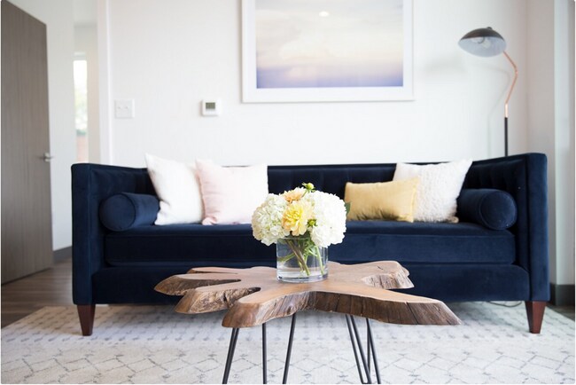 Building Photo - Millennium near Kendall Yards