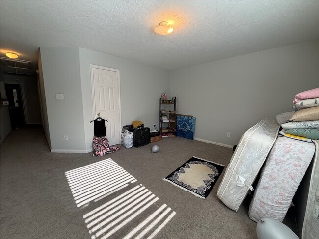 Building Photo - 25222 Ibris Ranch Dr