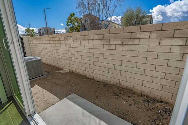 Building Photo - COMING SOON! 3-Bedroom Home with Solar Panels & Smart Home Features in Valencia!