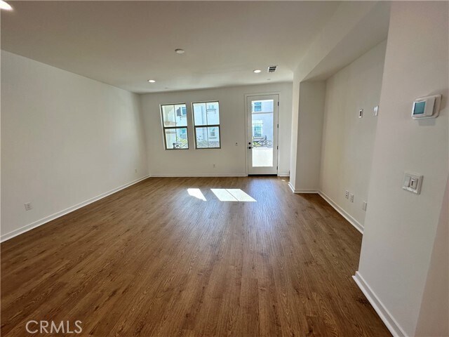 Building Photo - 249 Averett Ct