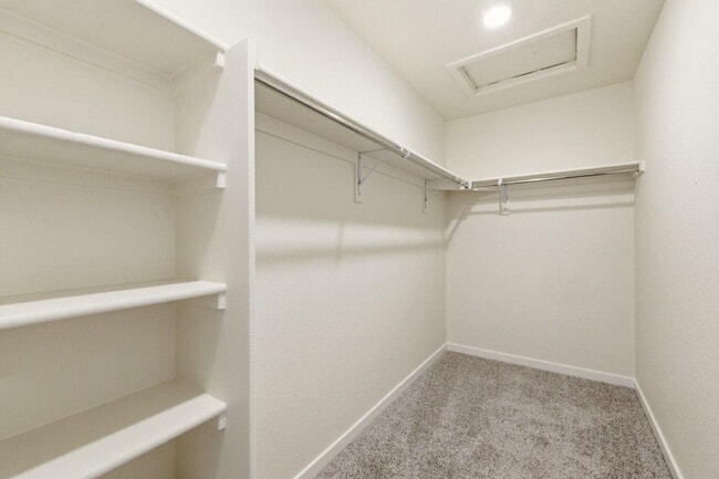Building Photo - Modern Bennett Beauty | Spacious Newer Home with Over 2,200 Sq Ft