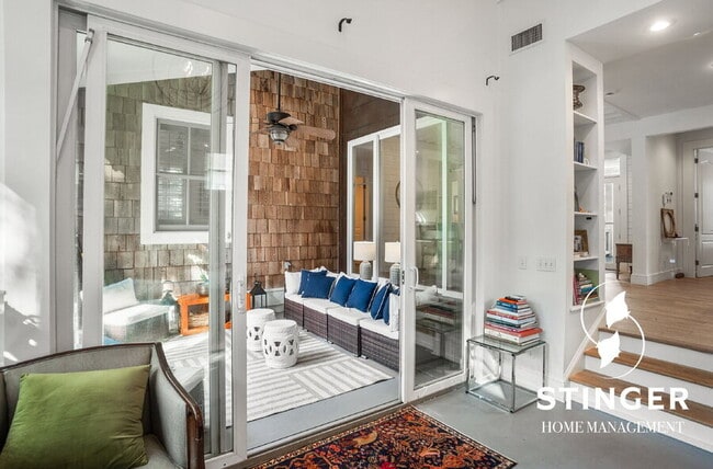 Building Photo - 174 Spanish Point Dr