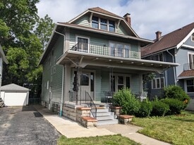 Building Photo - 487 Crescent Ave