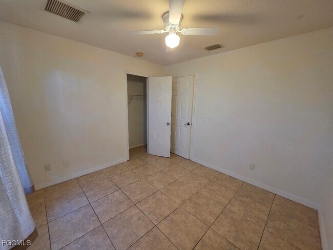 Building Photo - 3405 24th St W
