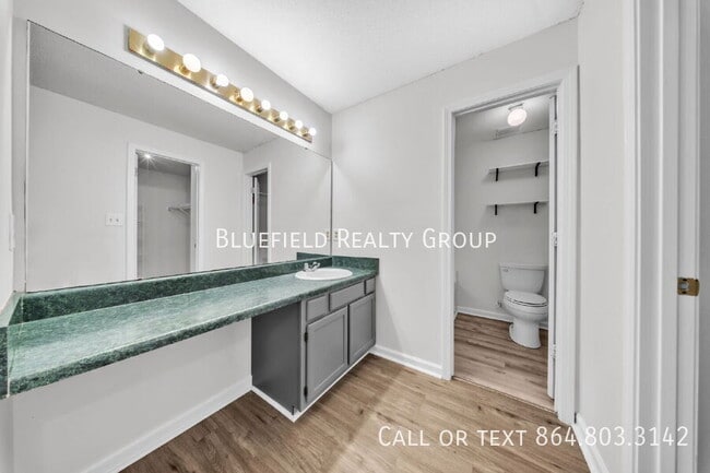 Building Photo - 141 Quail Haven Dr