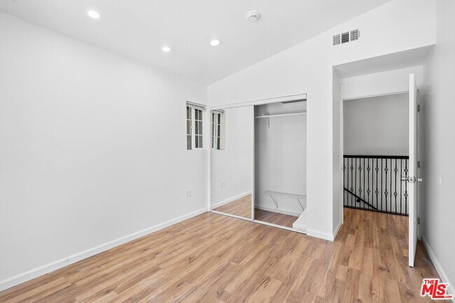 Building Photo - 12311 Bradford Pl