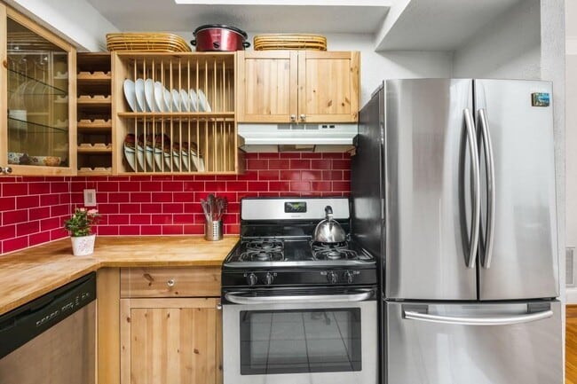 Building Photo - 2840 Peachtree Rd