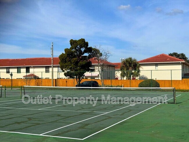 Building Photo - 1742 Potomac Ct