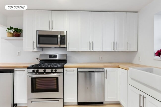 Building Photo - 168 Prospect Park Southwest