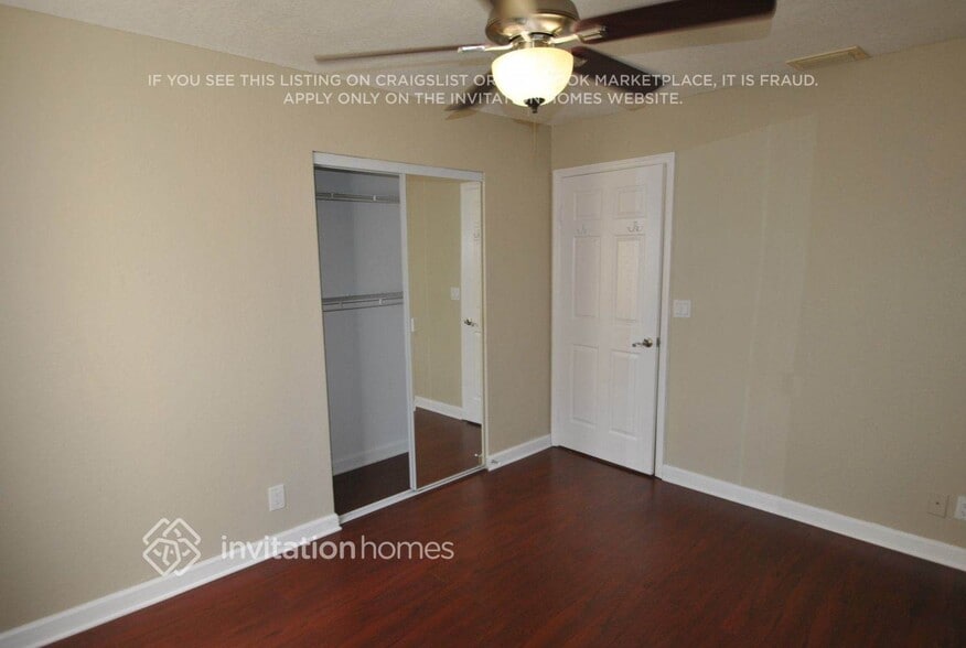 Building Photo - 9507 NW 52nd Manor