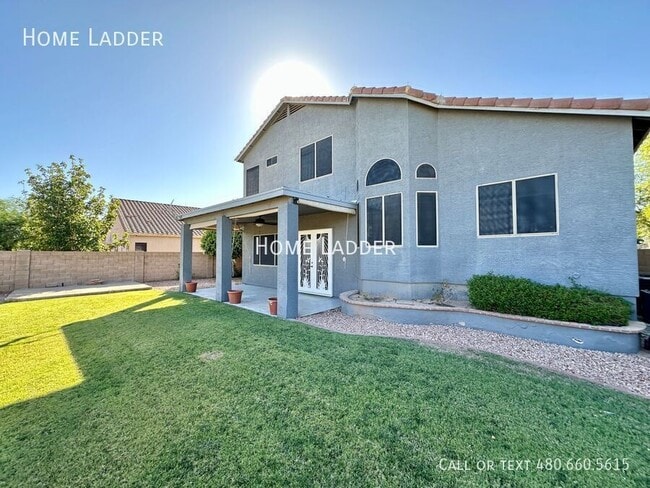 Building Photo - 13201 W Rimrock-
