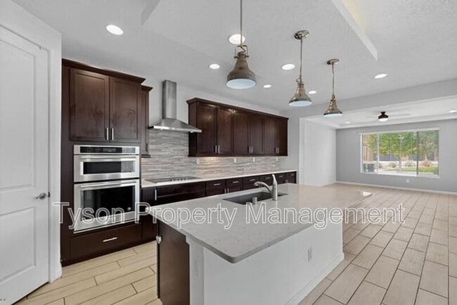 Building Photo - 6316 Vista del Bosque Dr