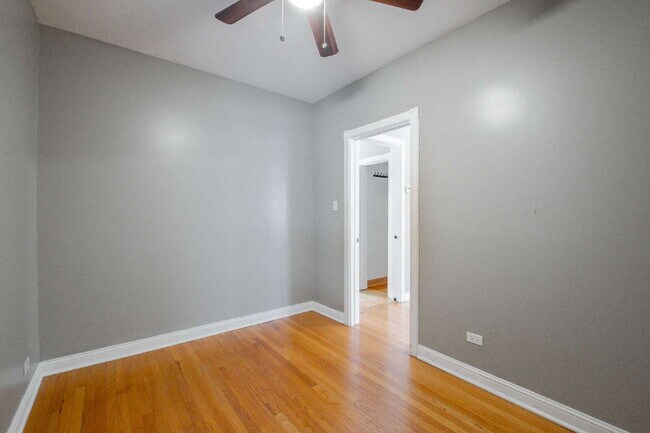 Building Photo - Spacious 3-Bedroom, 2-Bathroom Duplex in Avondale