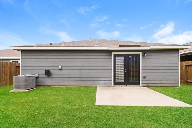 Building Photo - 22044 Angelico Dr