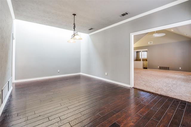 Building Photo - 16020 Chalfont Cir