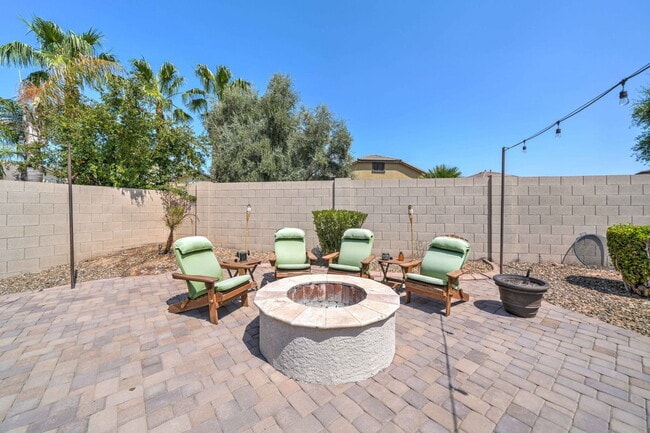 Building Photo - 4221 S Danyell Dr