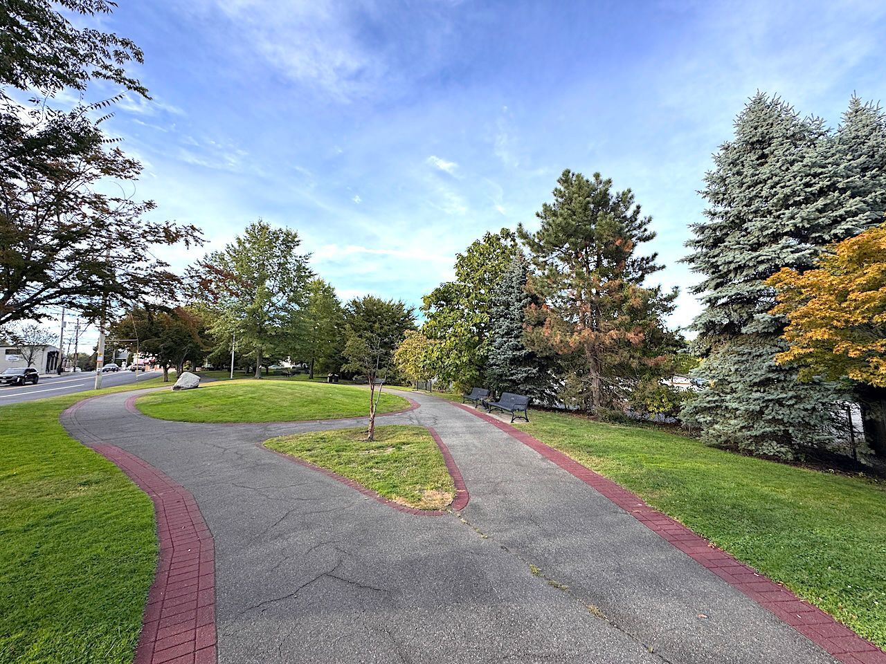 Building Photo - 848 Main St