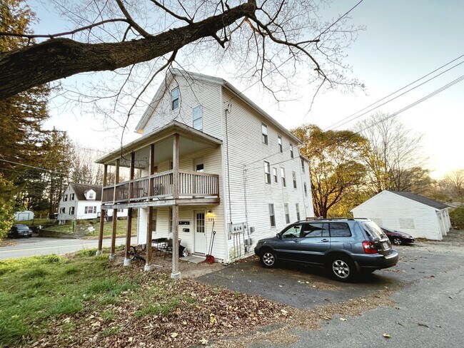 Building Photo - 115 Summer St