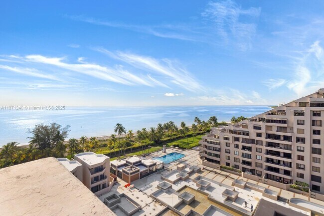 Building Photo - 251 Crandon Blvd