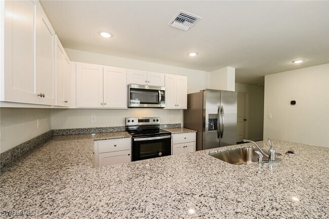 Building Photo - 3702 NW 48th St