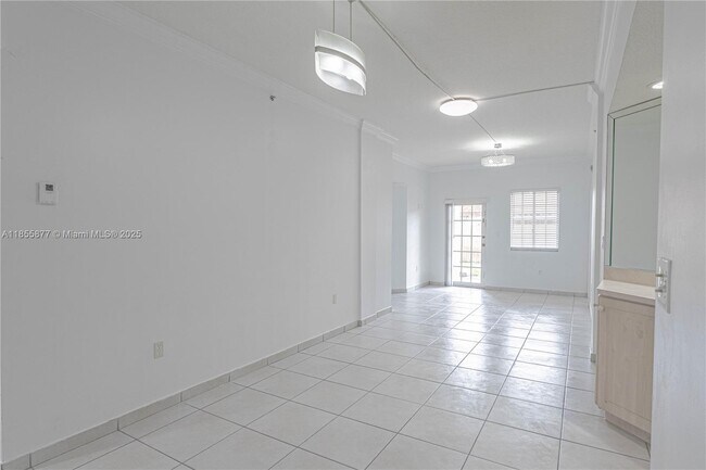 Building Photo - 17405 NW 75th Pl
