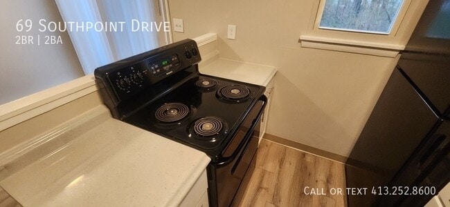 Building Photo - 69 Southpoint Dr