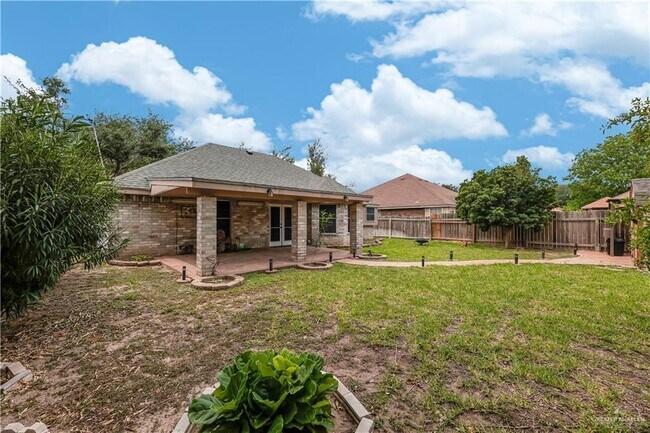 Building Photo - 4608 Ivy Ave W