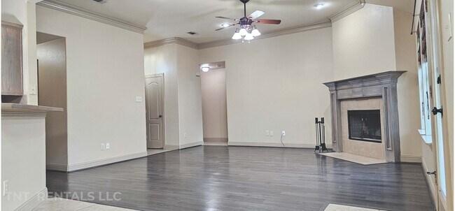 Building Photo - 408 Autumn Trail
