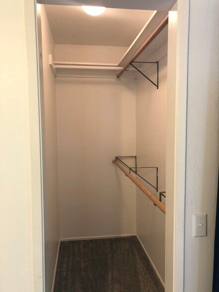 Building Photo - 7964 Mission Center Ct