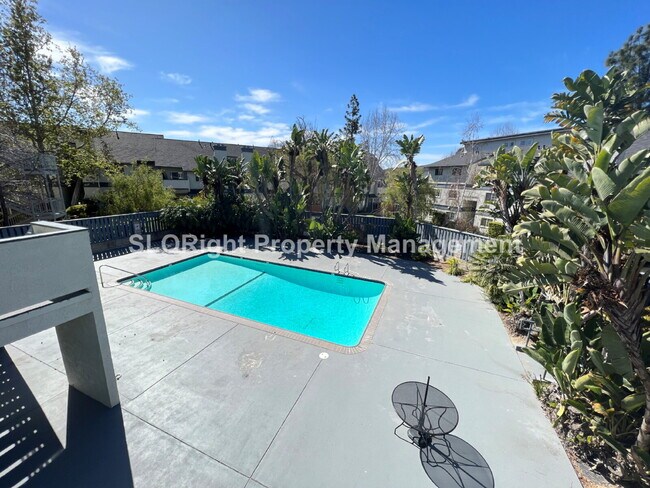 Building Photo - AVAILABLE AUGUST - Upstairs San Luis Obispo Condo - 2 Bedroom / 1 Bathroom