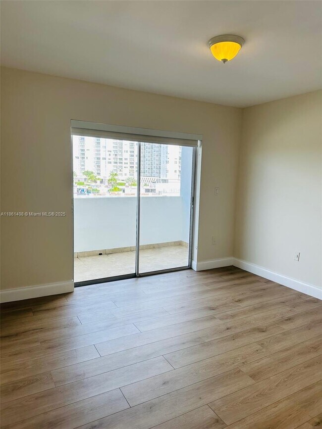 Building Photo - 4101 Indian Creek Dr