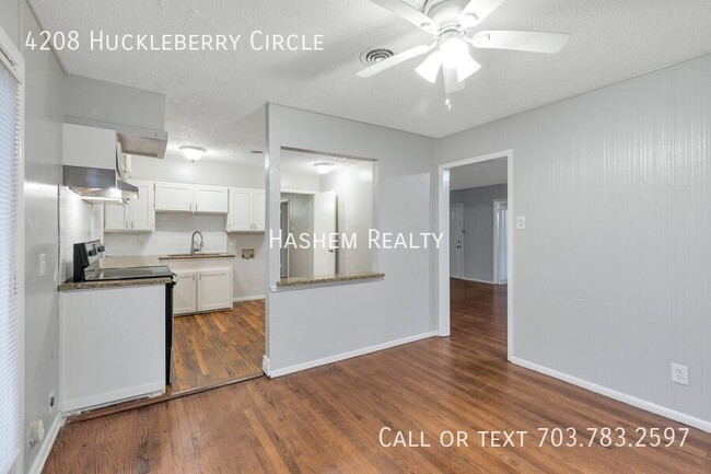 Building Photo - 4208 Huckleberry Cir
