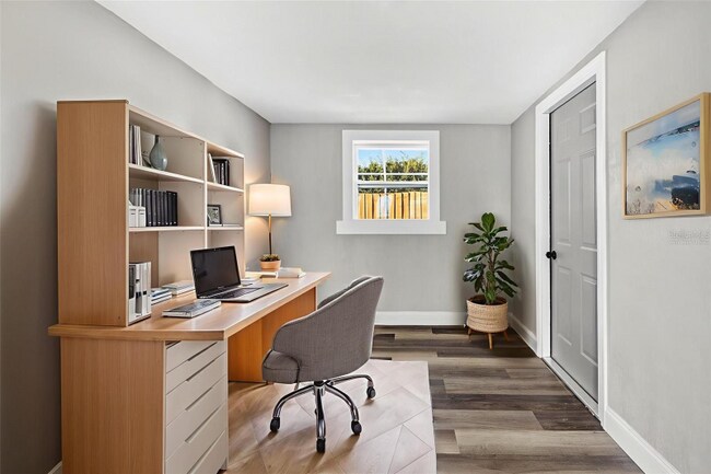 Building Photo - 7835 Birchwood Dr