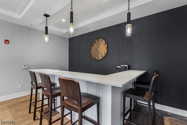 Building Photo - 240 Main St