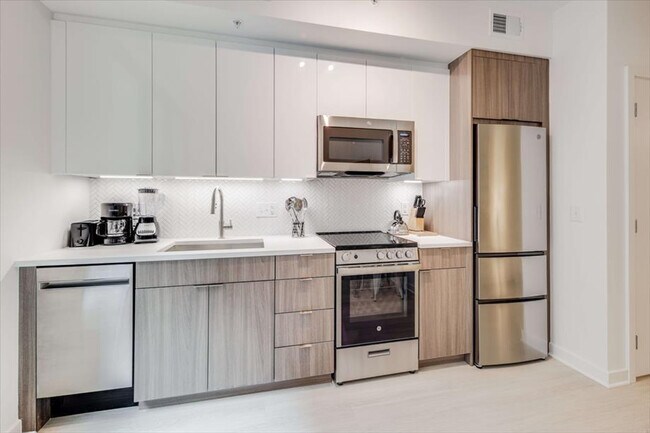 Building Photo - 1051 First Street Northeast-SI ID1040259P