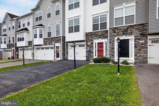 Building Photo - 10382 Lantern Ln