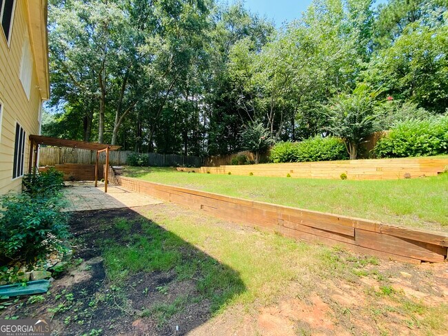 Building Photo - 33 Tall Timbers Cir