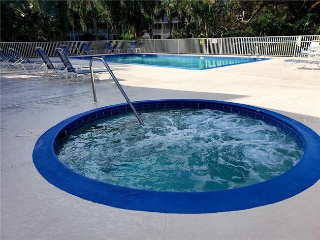 Hot tub - 850 S Tamiami Trl