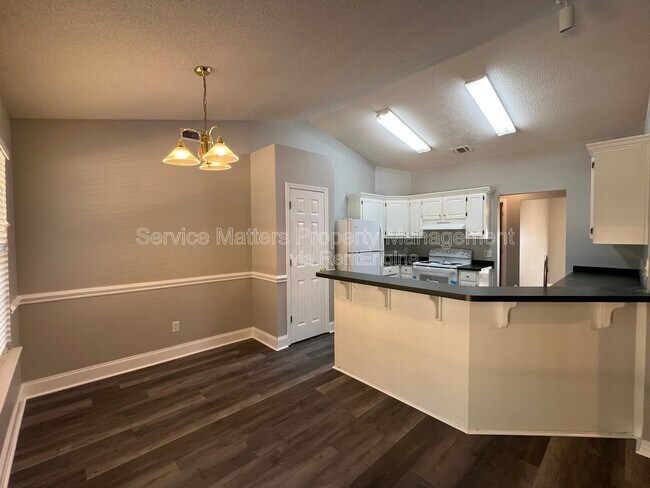 Building Photo - 4830 Timberland Dr