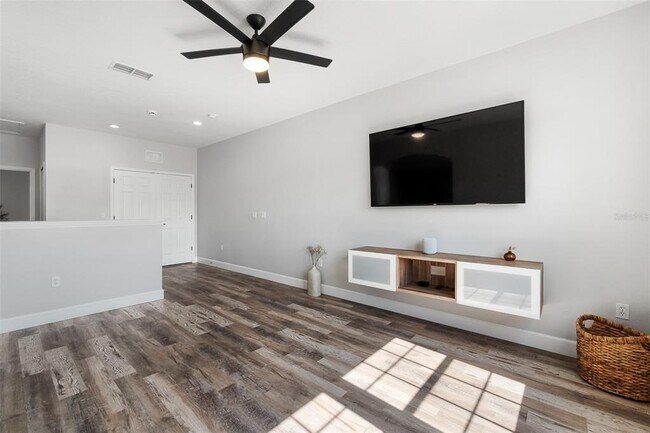 Building Photo - 5312 Tattinger Ln