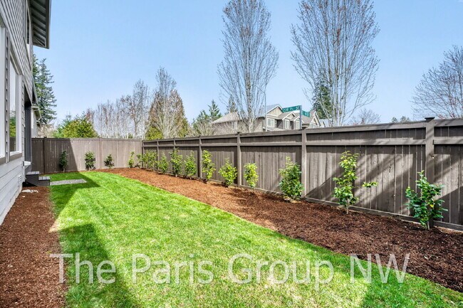 Building Photo - Luxury MainVue Maple Valley Home * UPGRADES * Central A/C * Theater Room * Outdoor Fireplace