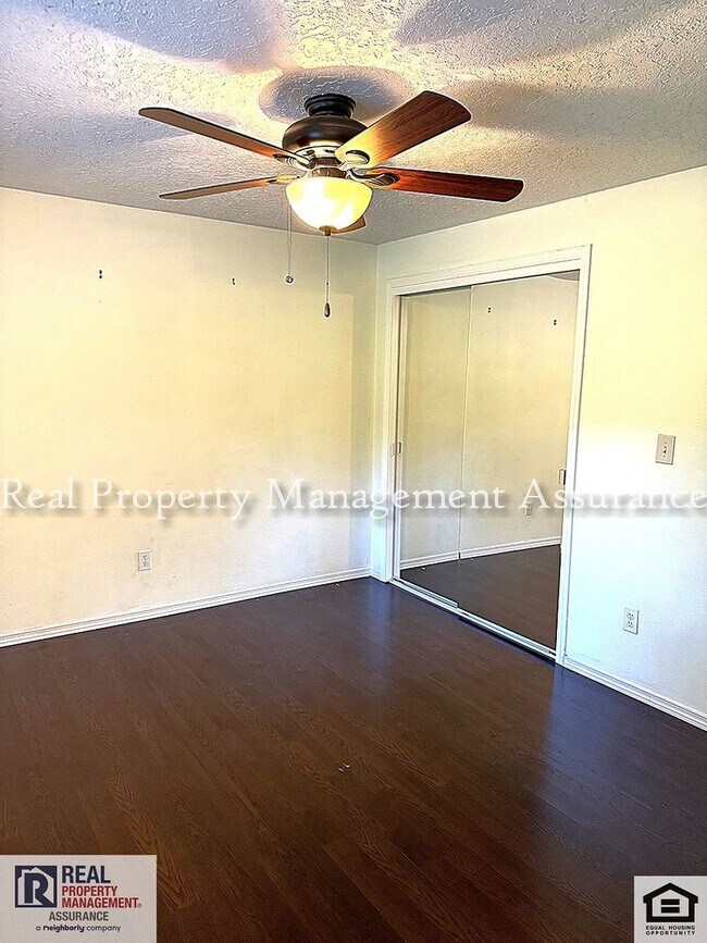 Building Photo - 3260 Arbor Dr