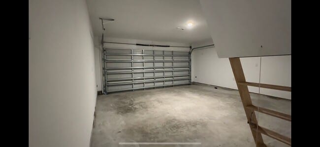 Building Photo - 274 Bennett Lp