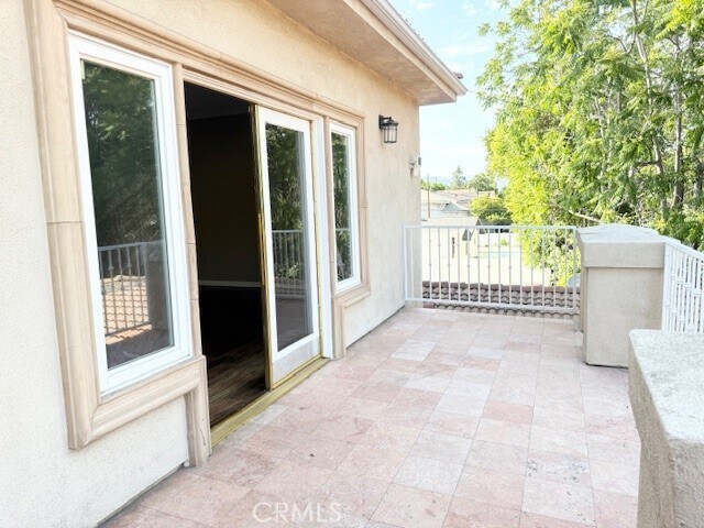 Building Photo - 5724 Tampa Ave