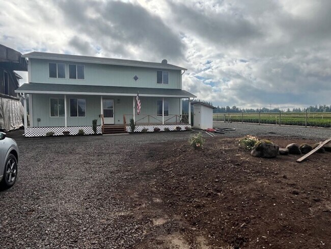 Building Photo - 3 Bedroom 2.5 Bath Dayton OR