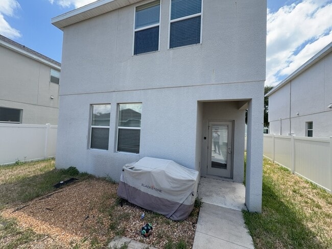 Building Photo - 10061 Bedtime Story Dr
