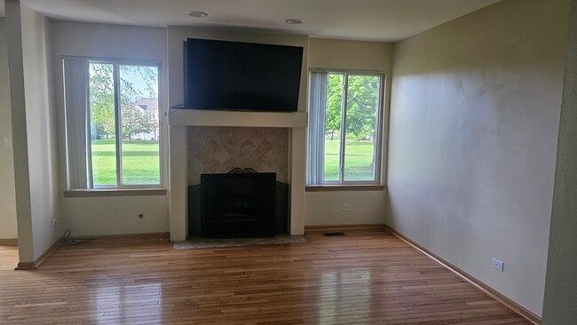 Building Photo - 1514 Meadowsedge Ln